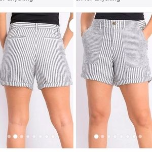 GAP Linen Blend girlfriend Chino shorts